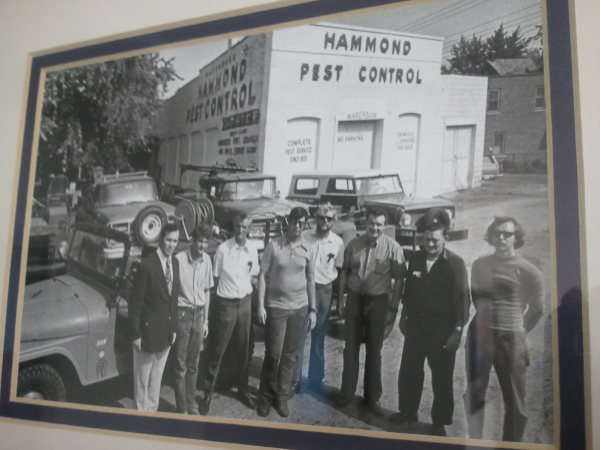 hammond pest control crew